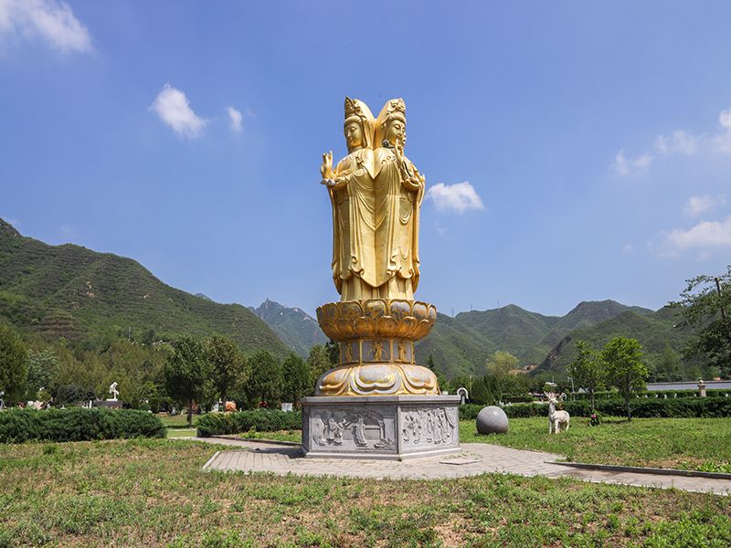 北京凤凰山陵园墓地价格表在哪看（凤凰山陵园怎么样呢）