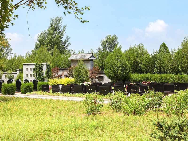 佛山陵园墓地售价多少（如何选择墓地）