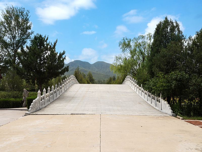 佛山陵园墓地售价多少（如何选择墓地）